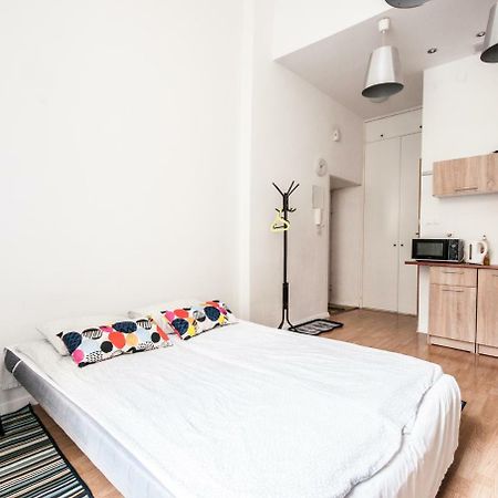 Apartment In The Center Of Варшава Экстерьер фото