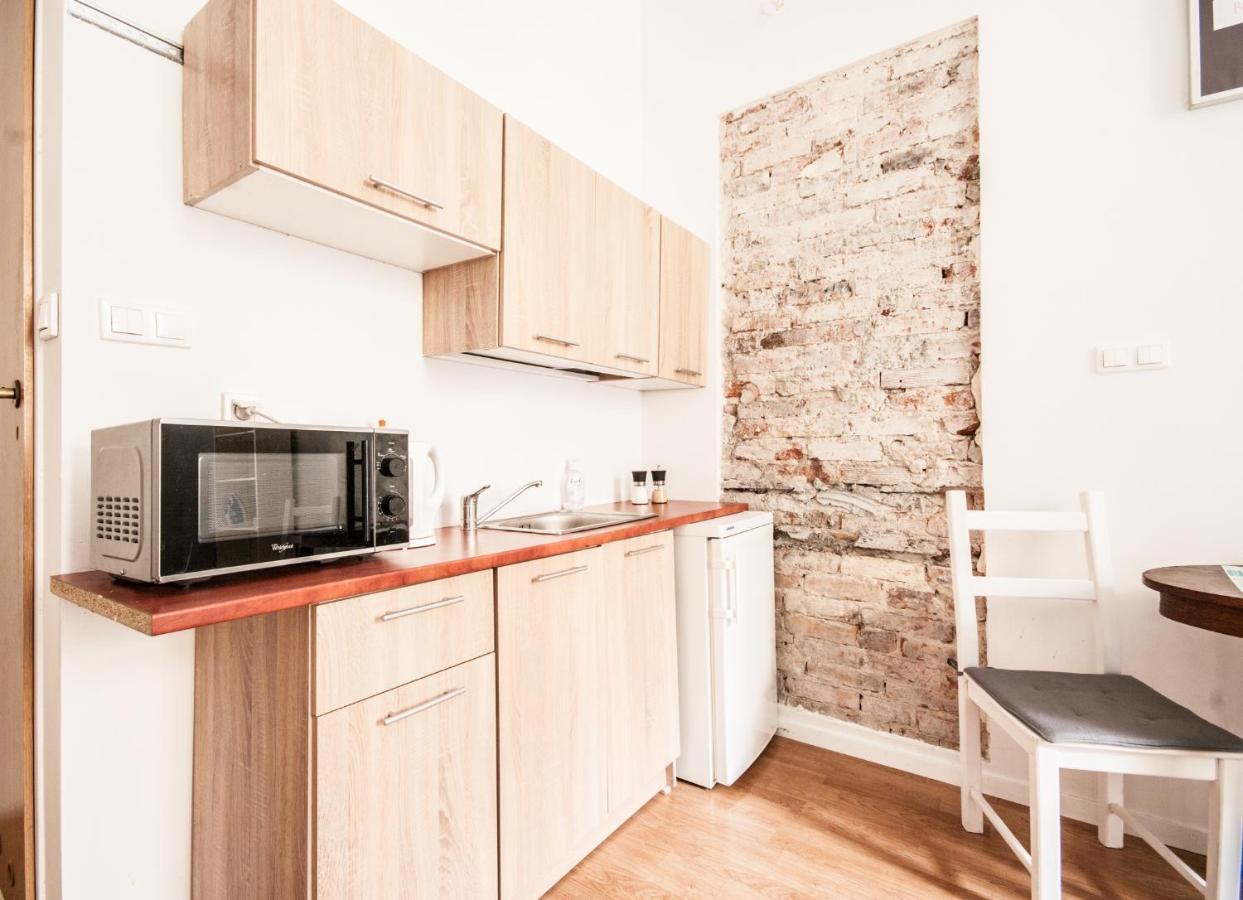 Apartment In The Center Of Варшава Экстерьер фото