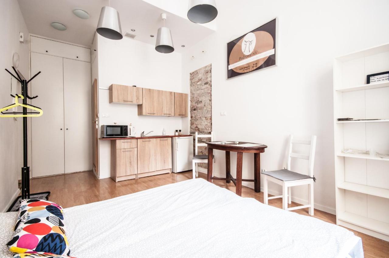 Apartment In The Center Of Варшава Экстерьер фото